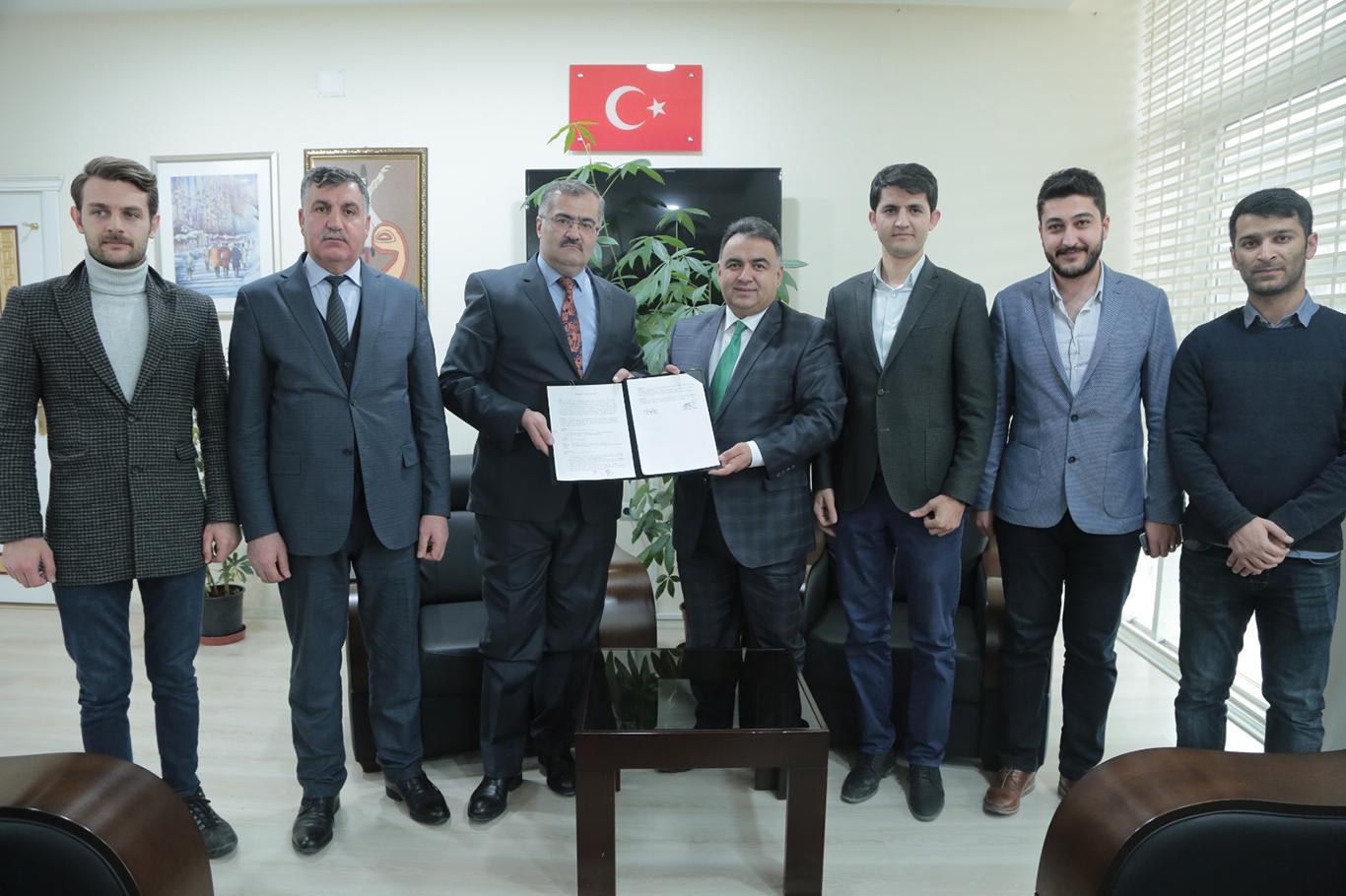 Okullarda "Su Bilinci ve Tasarrufu" iş birliği protokolü" imzalandı Okullarda "Su Bilinci ve Tasarrufu" iş birliği protokolü" imzalandı